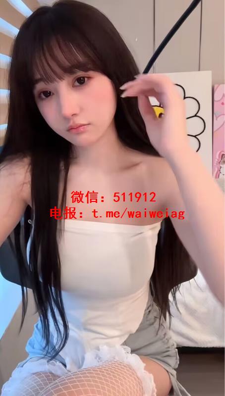 童颜巨乳网红咻咻