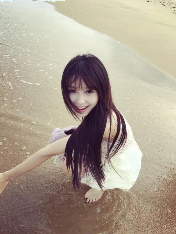 淡颜系天菜温苒