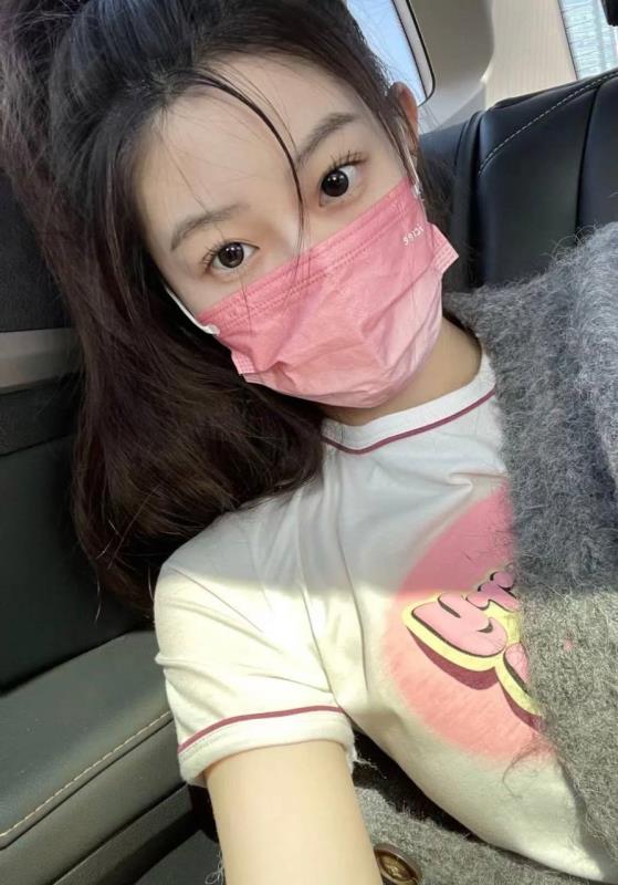 纯欲小天菜Genevieve
