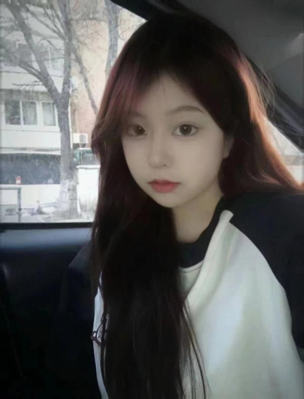 小酒窝女生林昕昕