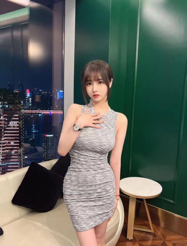 音乐专业在读学生白雅琴