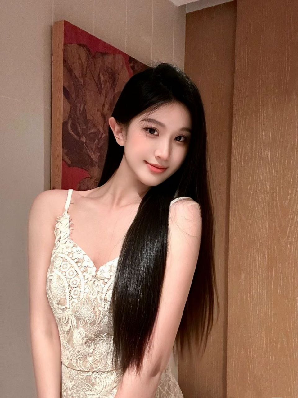 金融系校花Thora