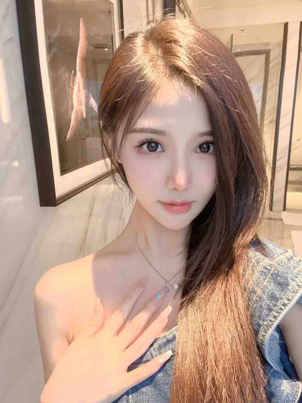 绝美尤物Jessalyn
