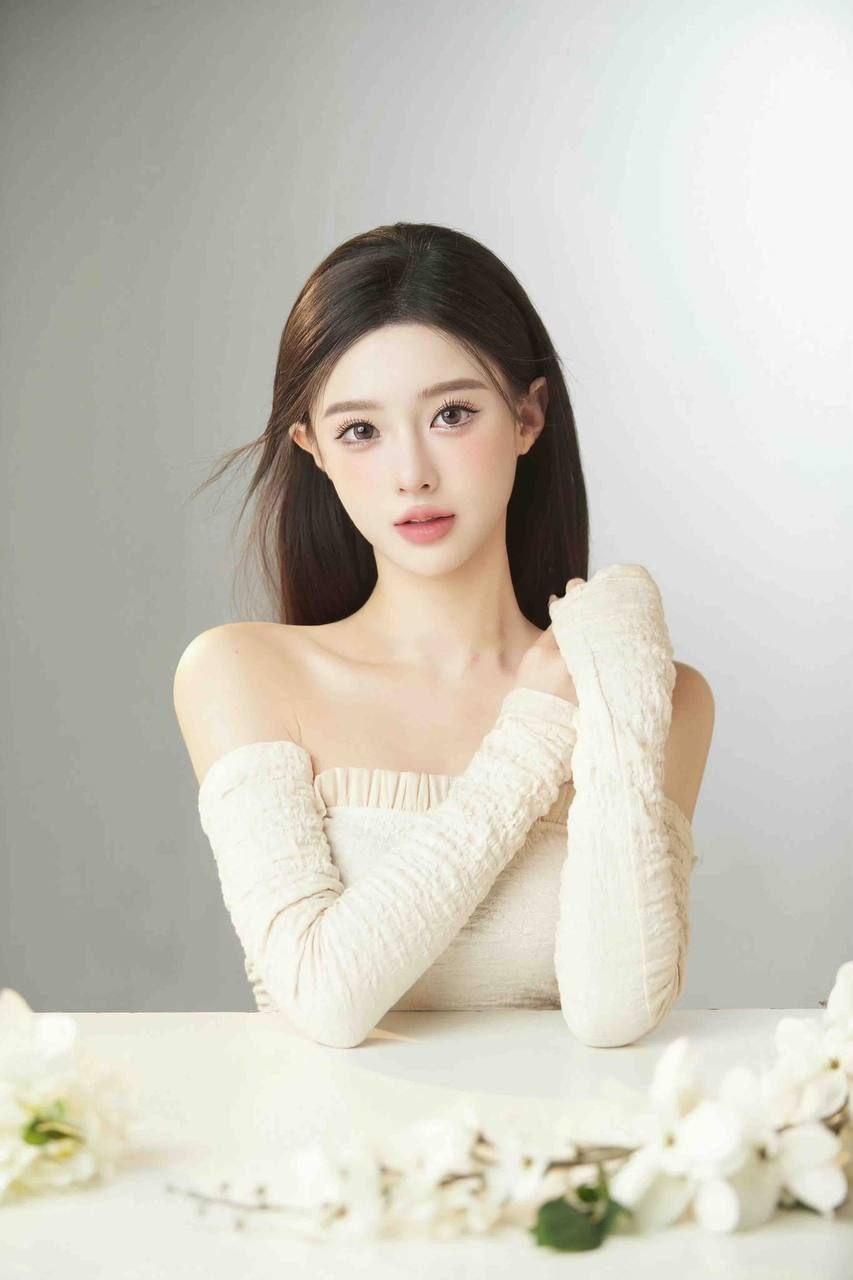 服装品牌签约模特Serilda