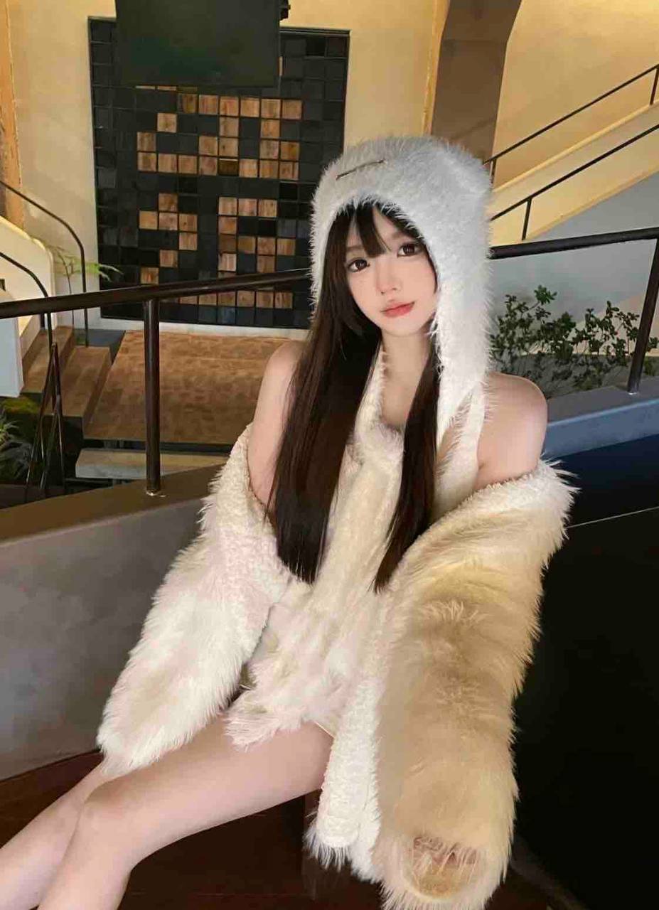 你的初恋女友Joelle