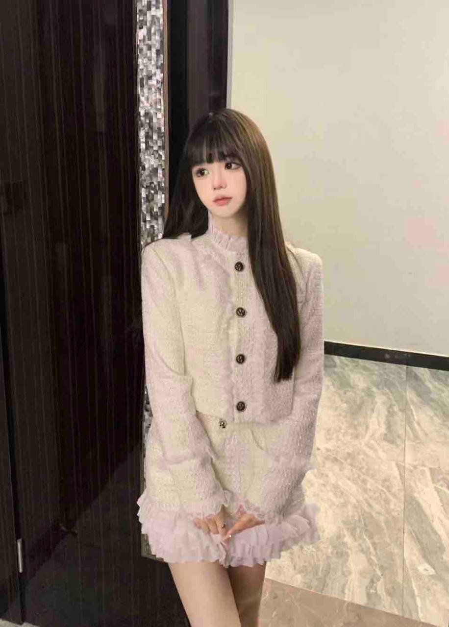 你的初恋女友Joelle