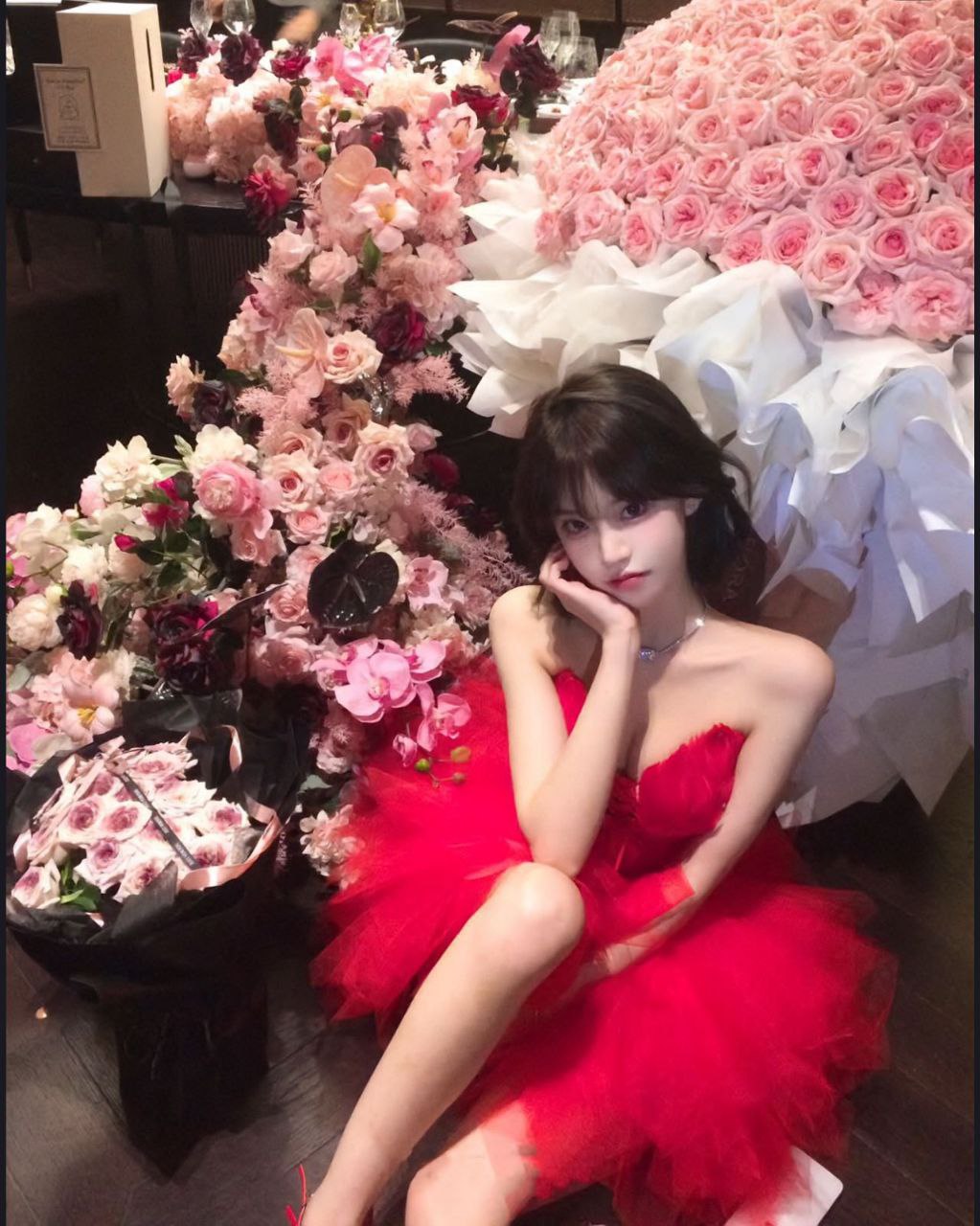 短发小乖香兰