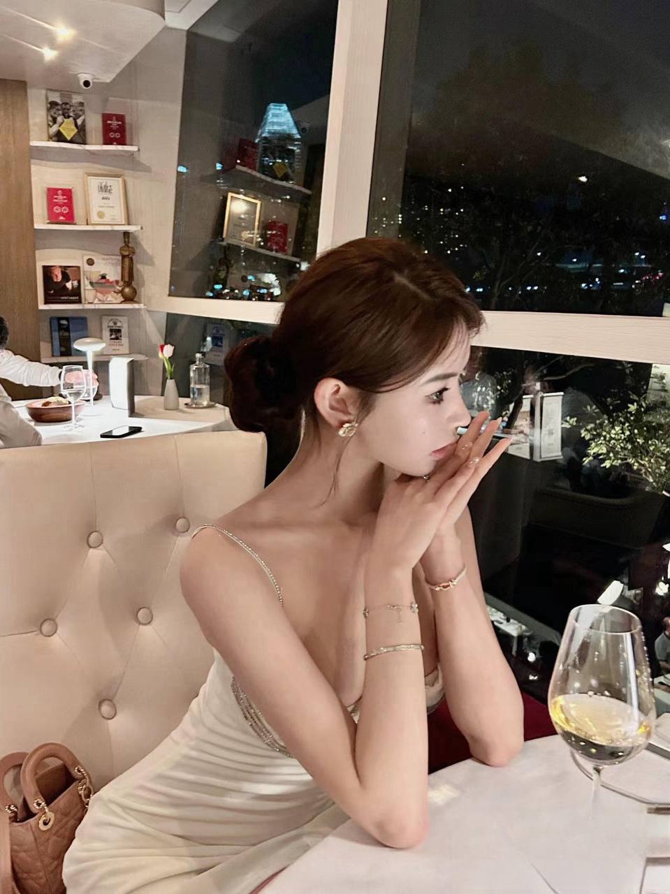极品网红瑜伽教练Mirabel