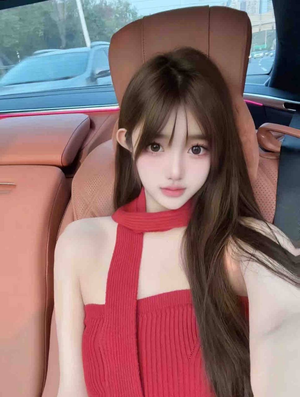 在校艺术生Arabella