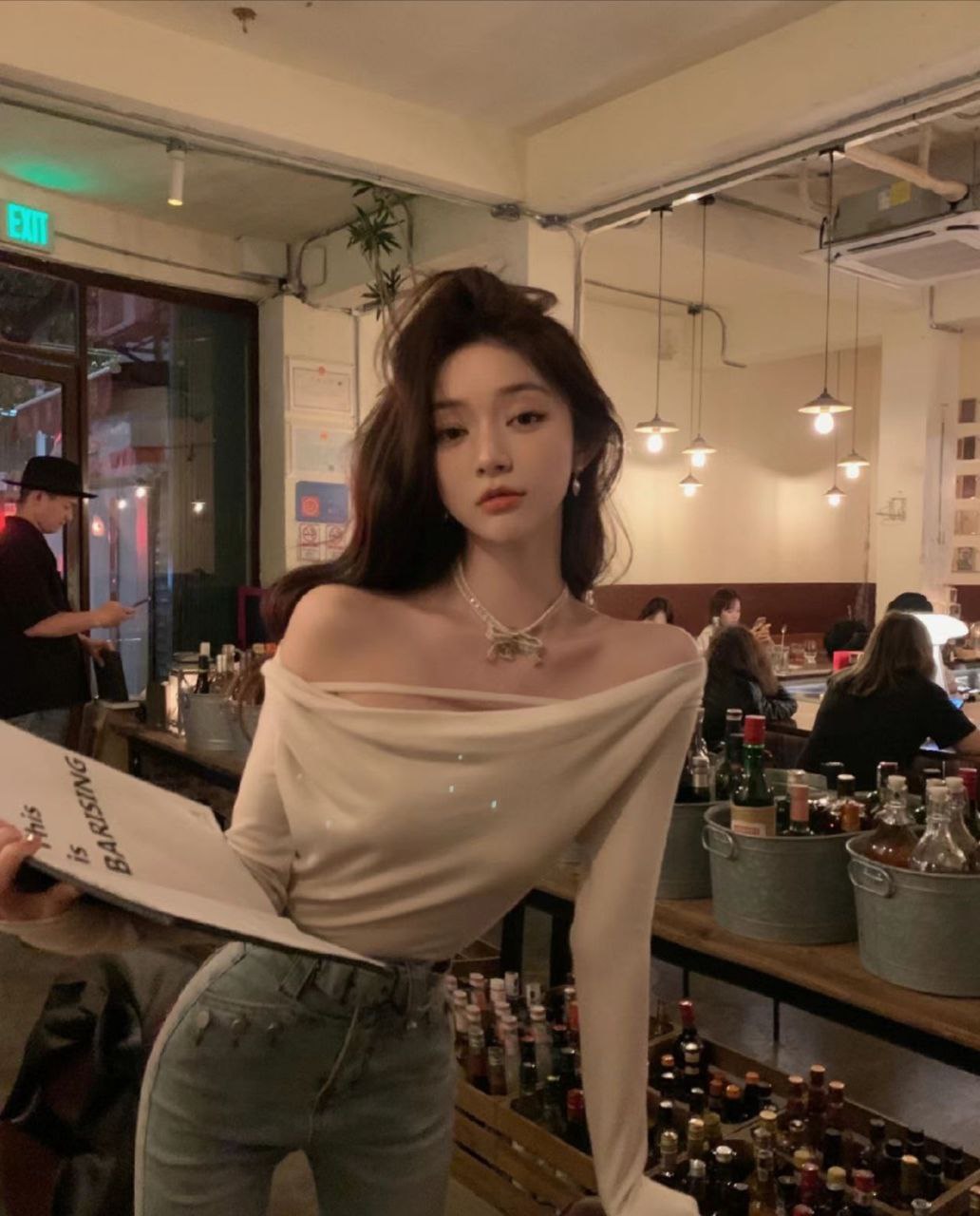 甜美女友感君韵