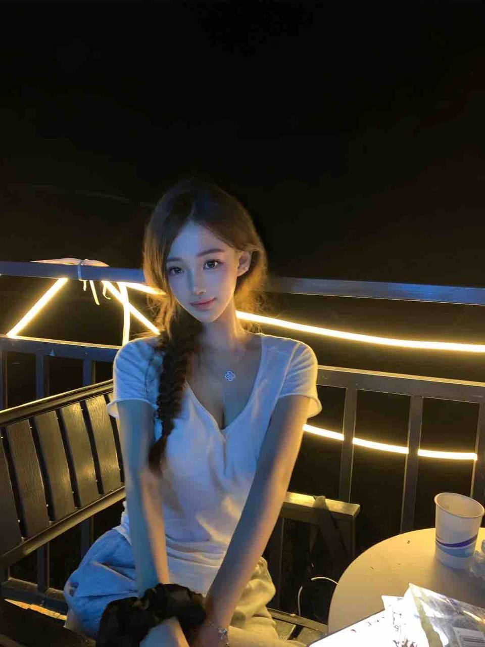 小网红模特Zia