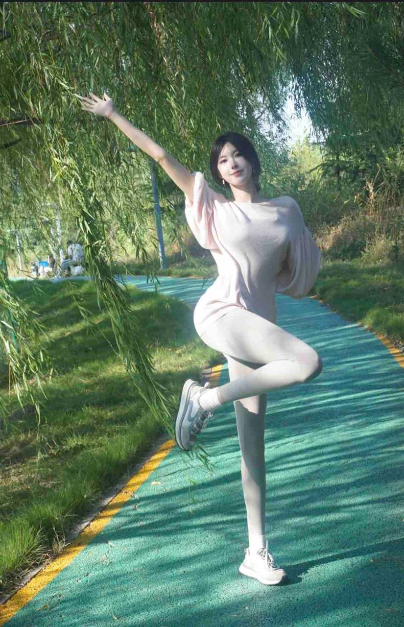 人气网红博主Noa