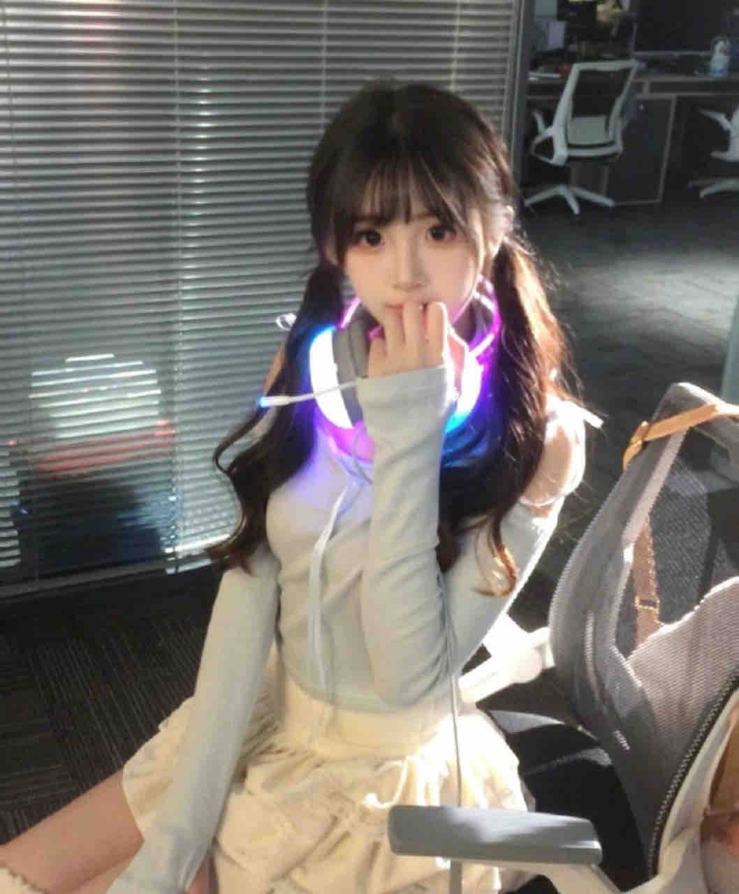 萌感十足少女Nysa