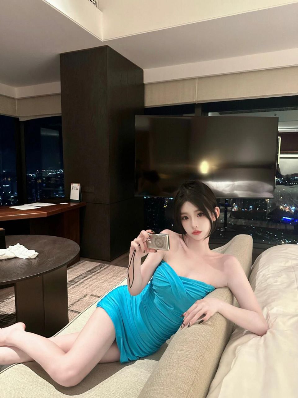 网络颜值主播Tira