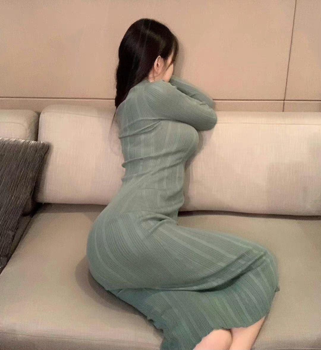 肉感御姐Rona