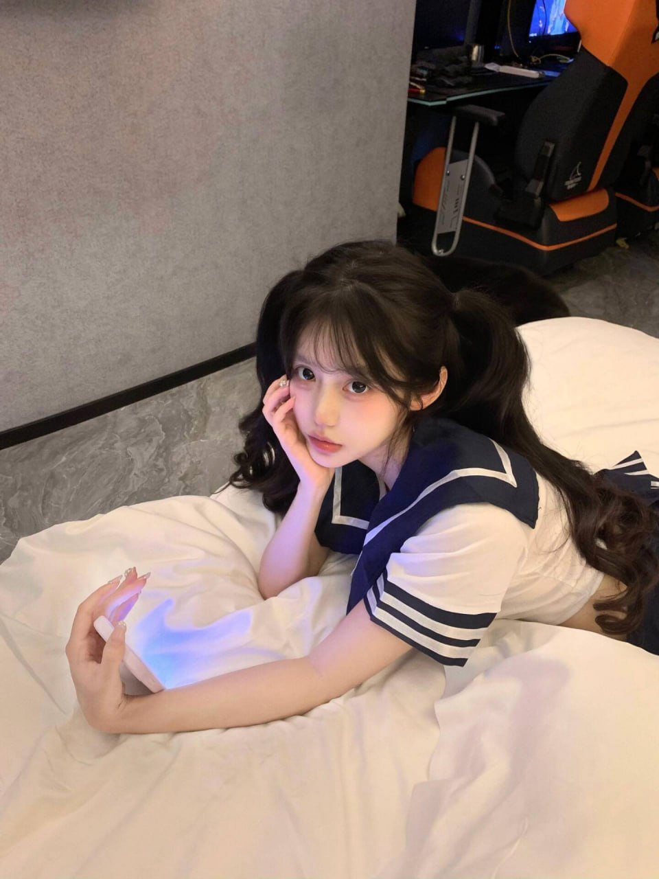 JK甜妹风萝莉怡若