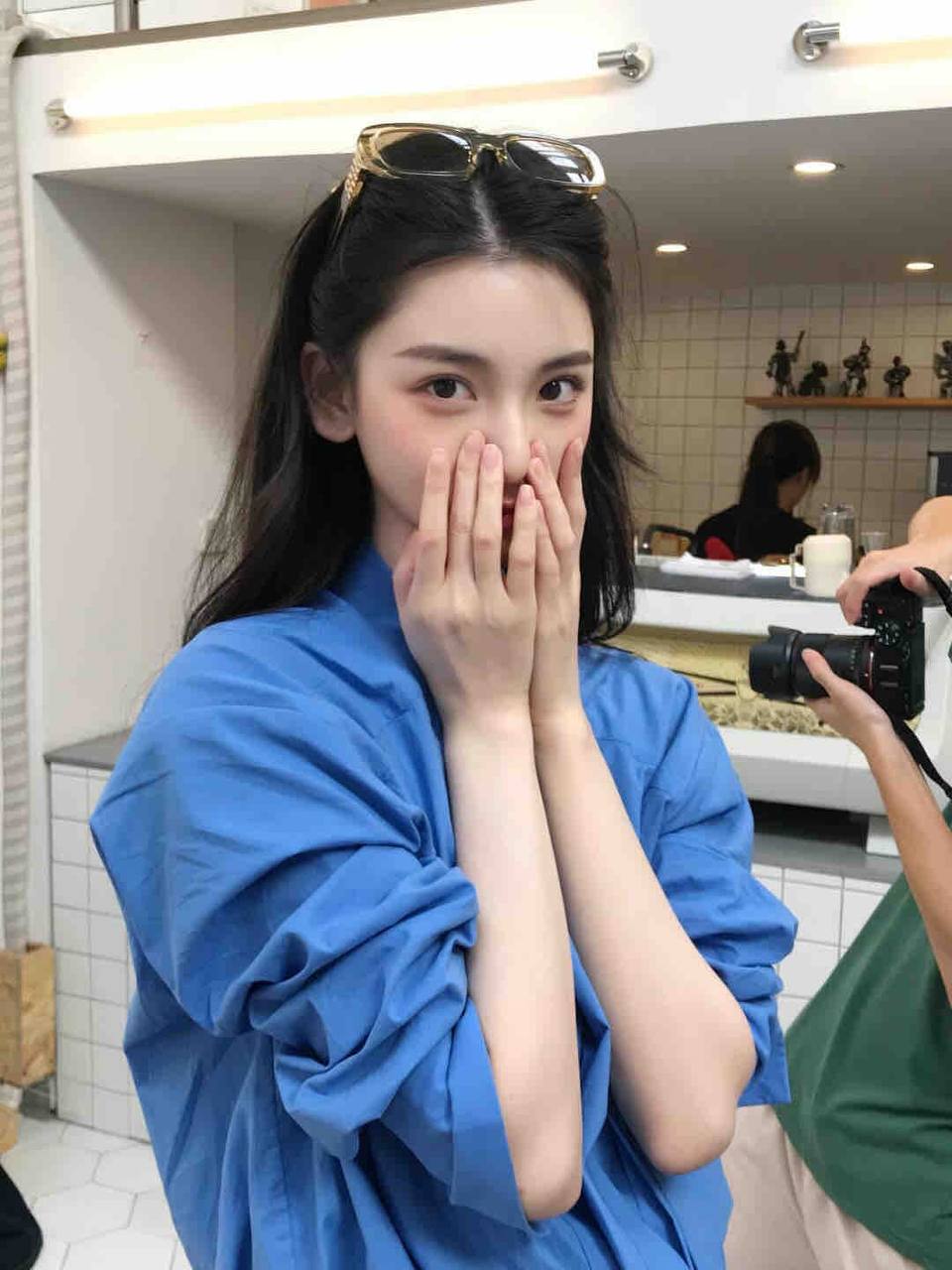 艺校校花Zuri