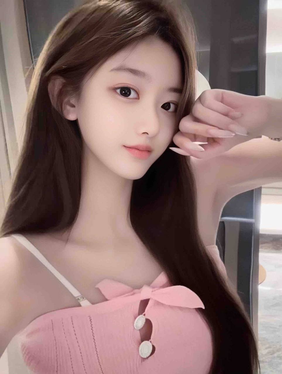 笑容迷人学妹Ava