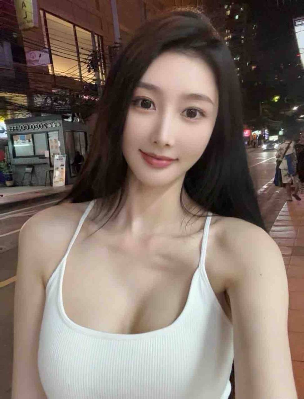 清纯御姐玲雪