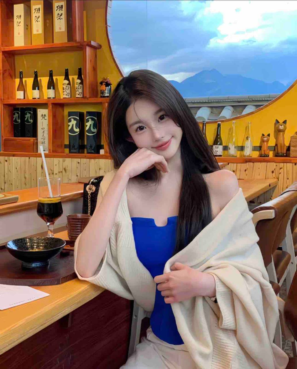 甜美性感网红主播恬瑶