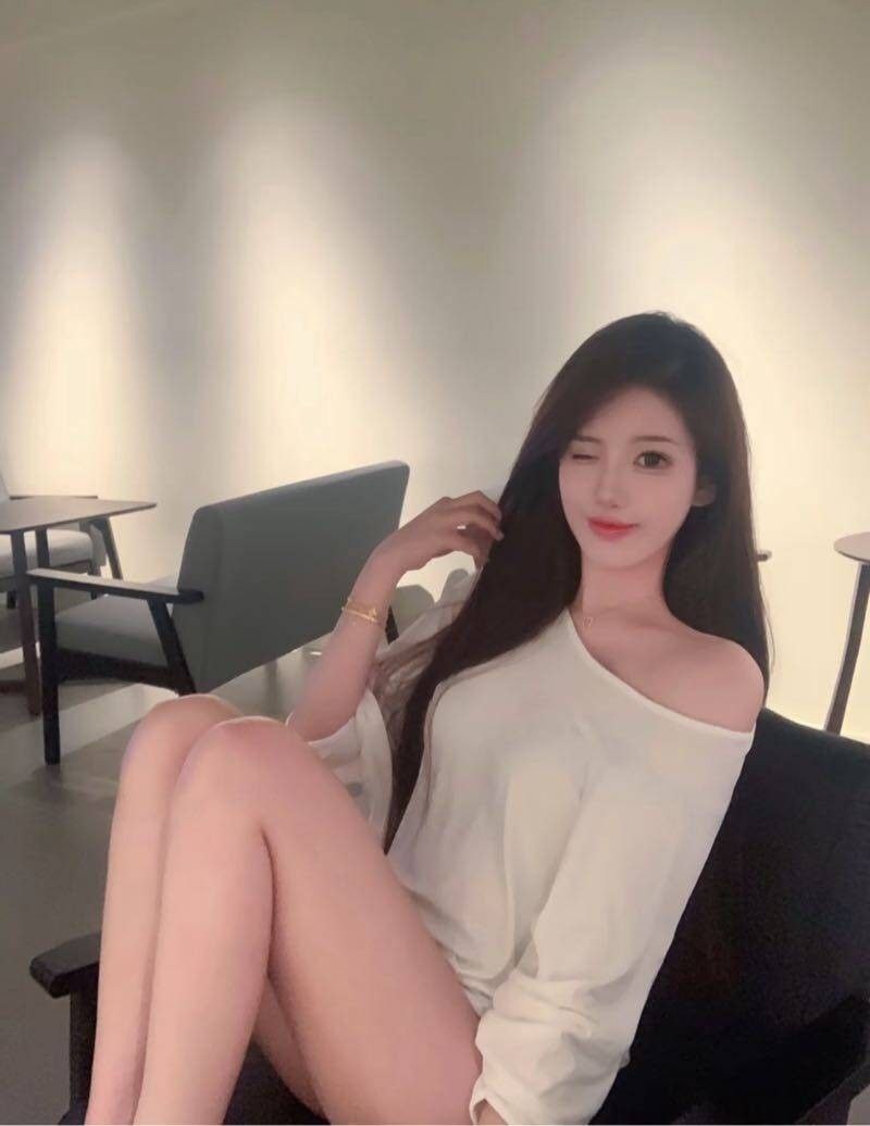 温柔乖巧Lacey