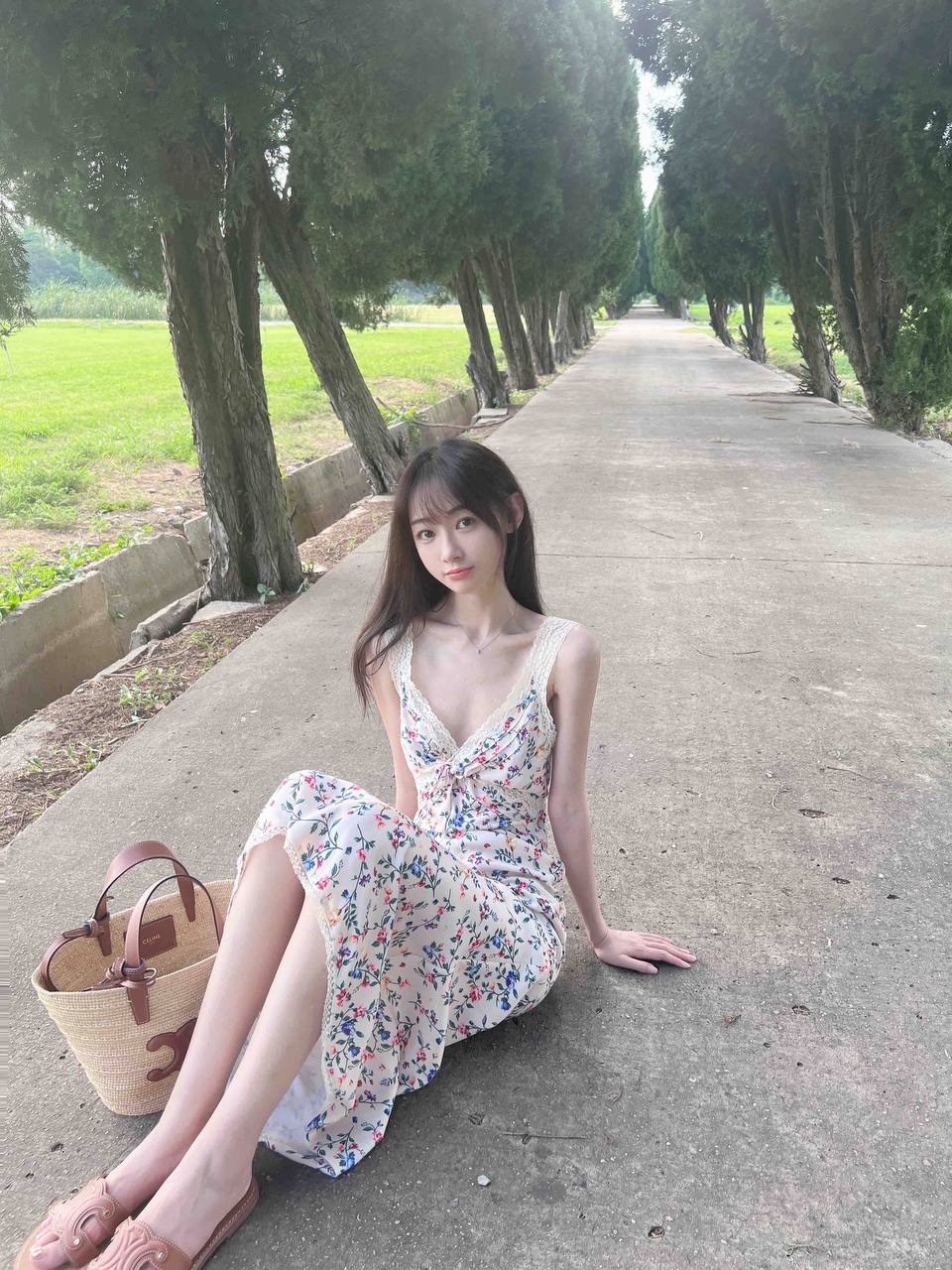 洋气少女Lirya
