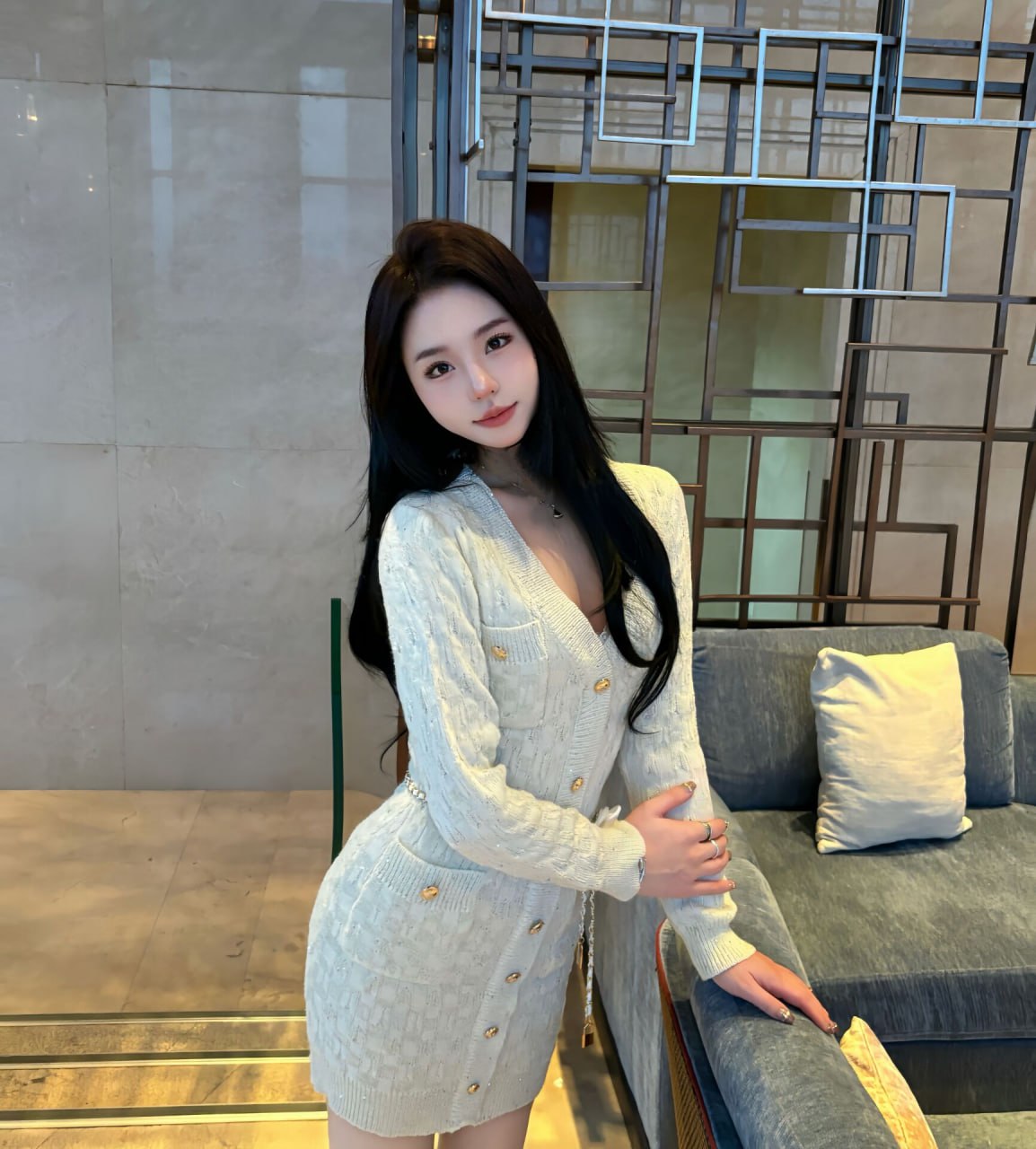 妆容精致小姐姐Nalya