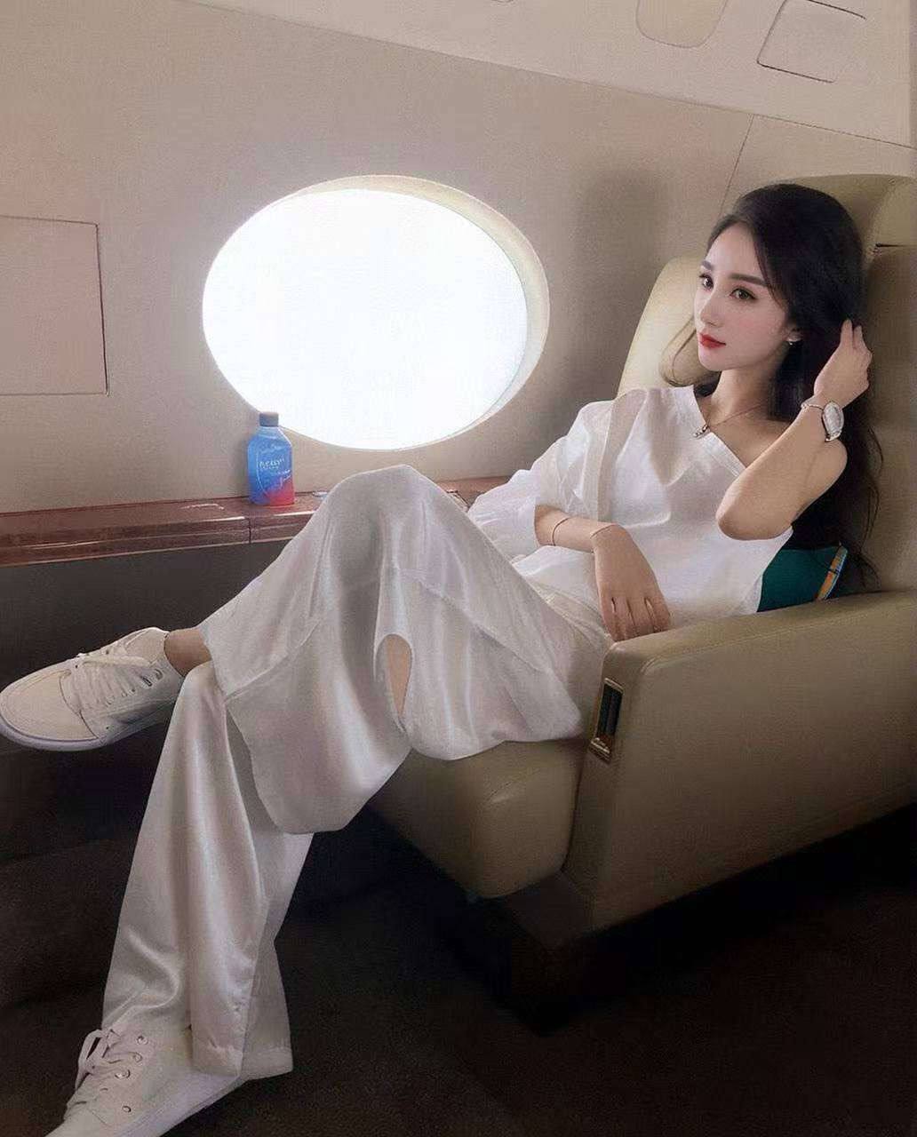冷白皮长腿佳人玥婕