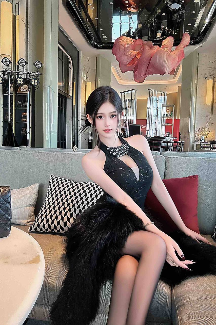 娃娃音小姐姐绮然