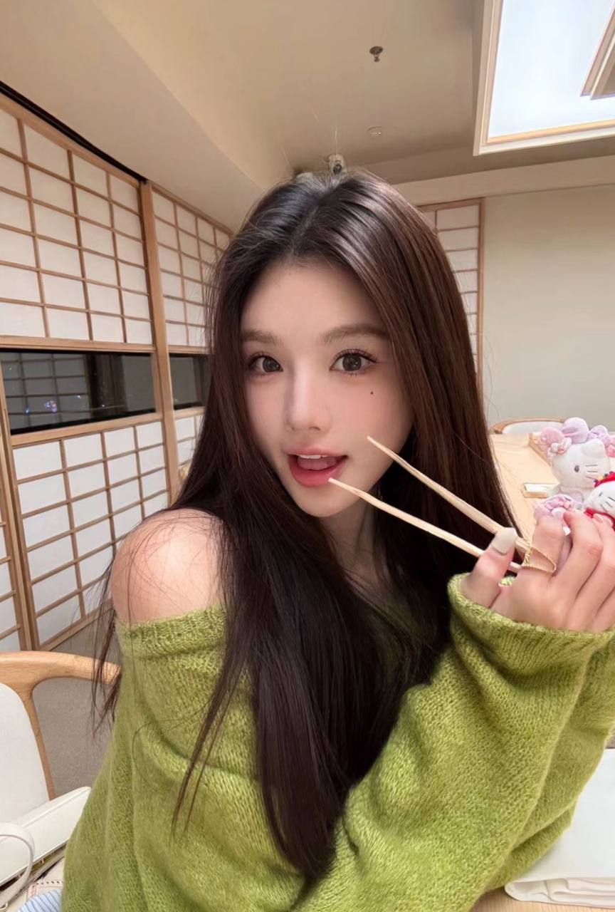 纯欲系校园女神Xiren