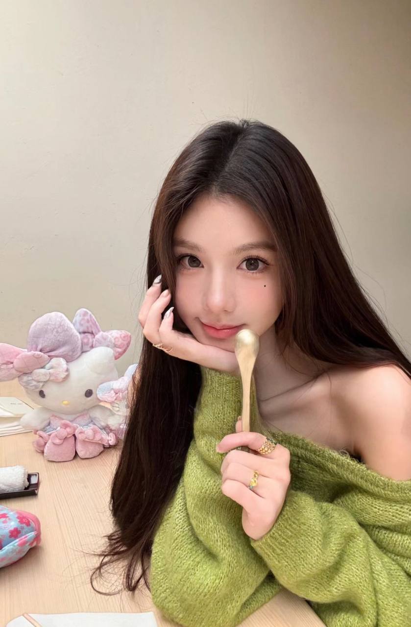 纯欲系校园女神Xiren