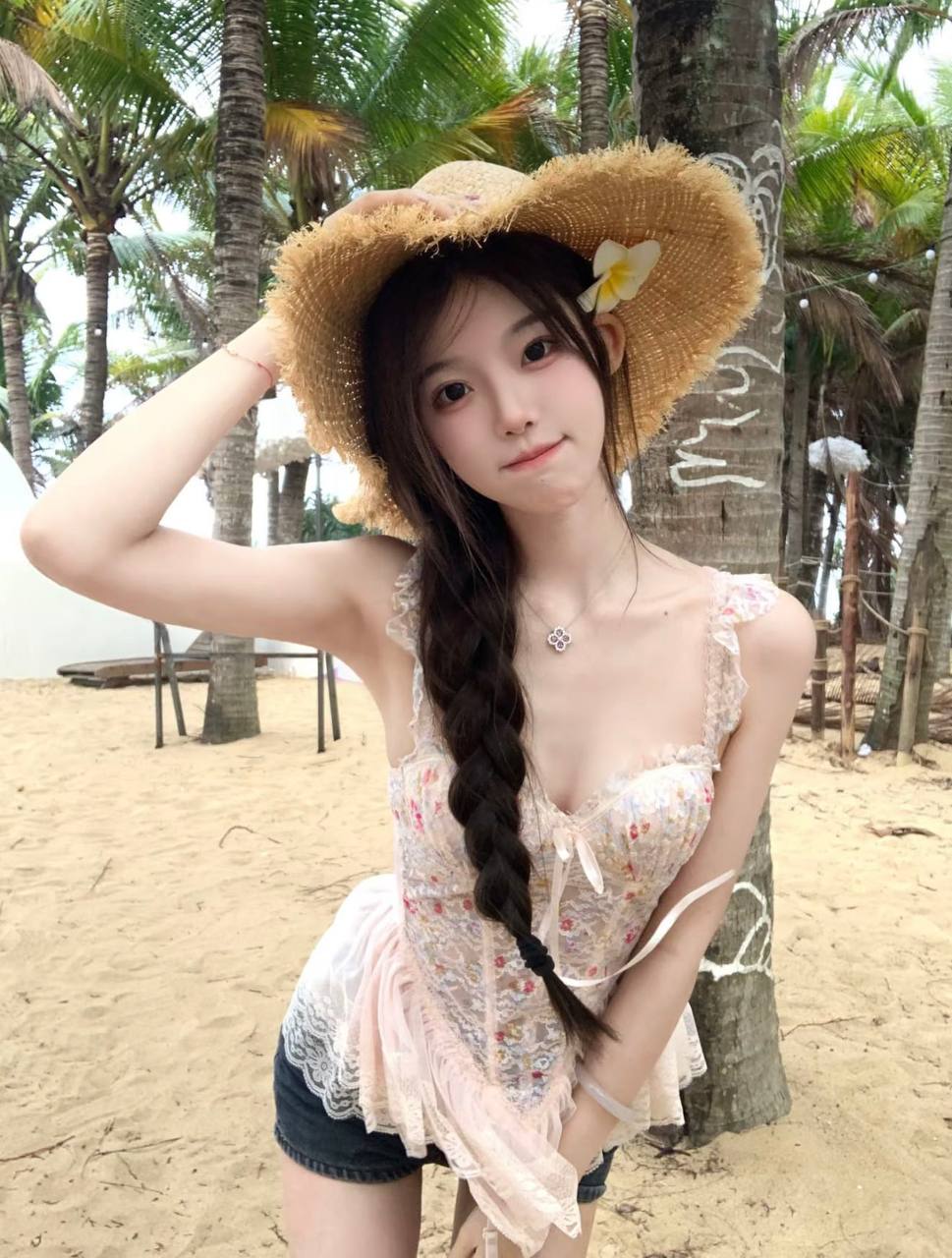 清新奶系甜妹Cylar