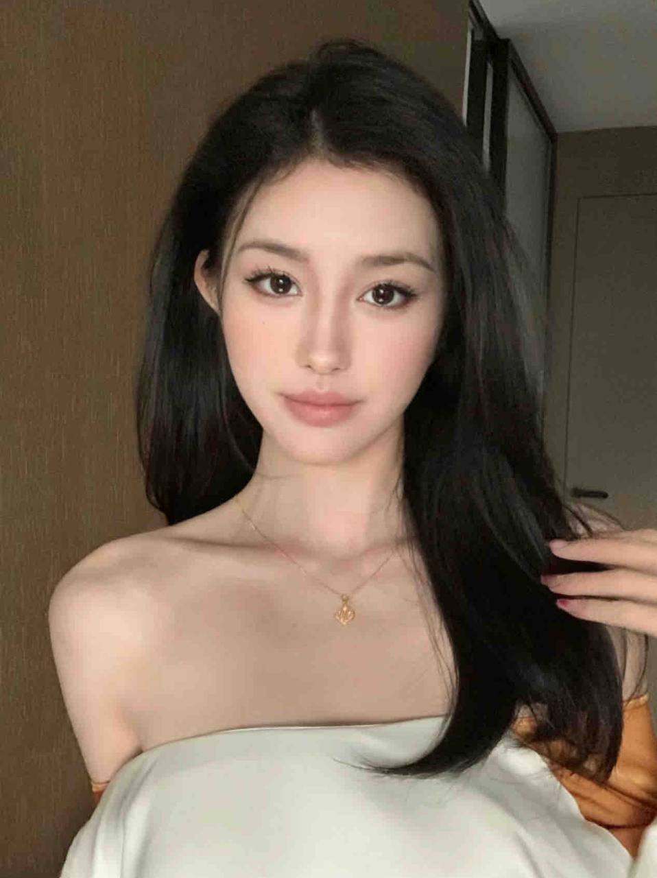 立体混血感美女玛丽