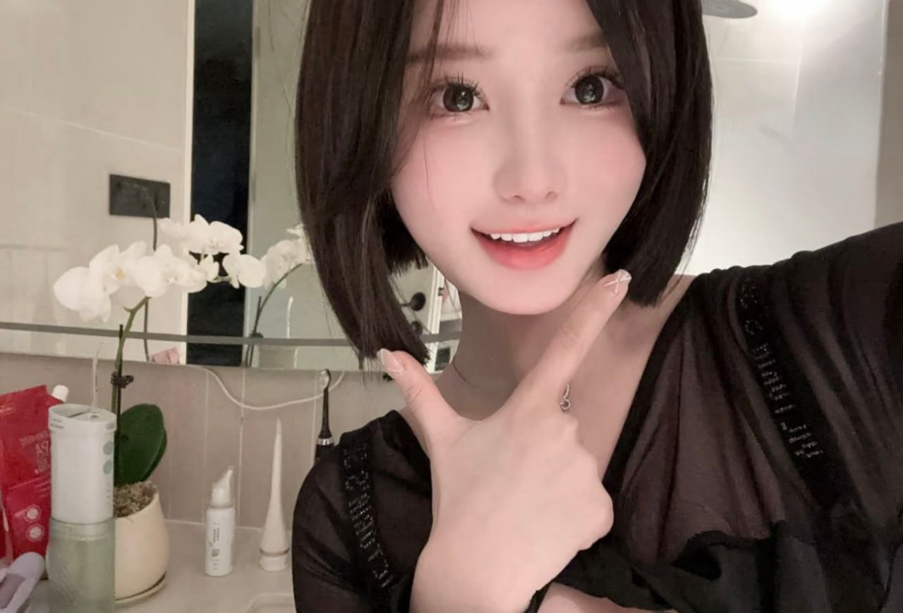 气质短发博主Enavi