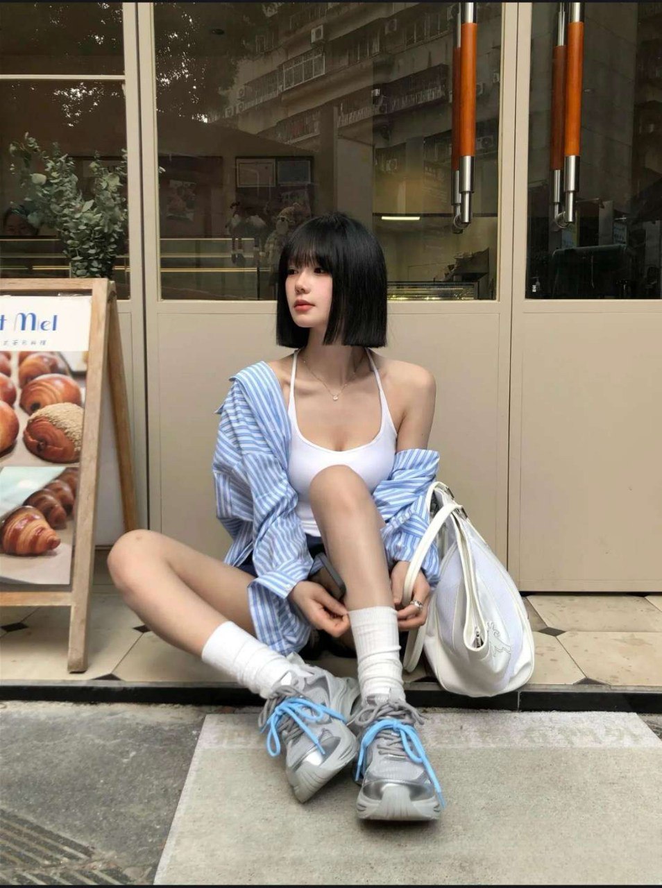 短发飒爽辣妹Oraya