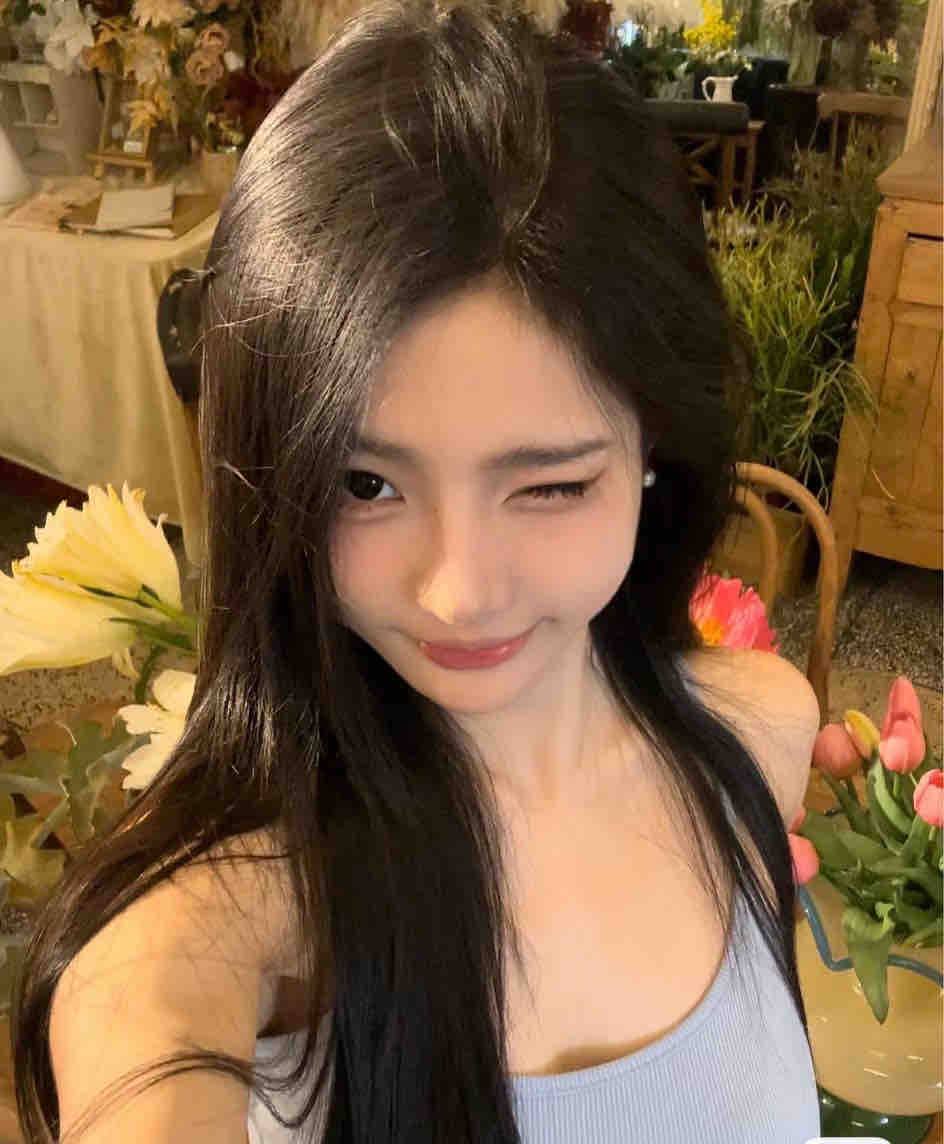 人气网络主播Cylin