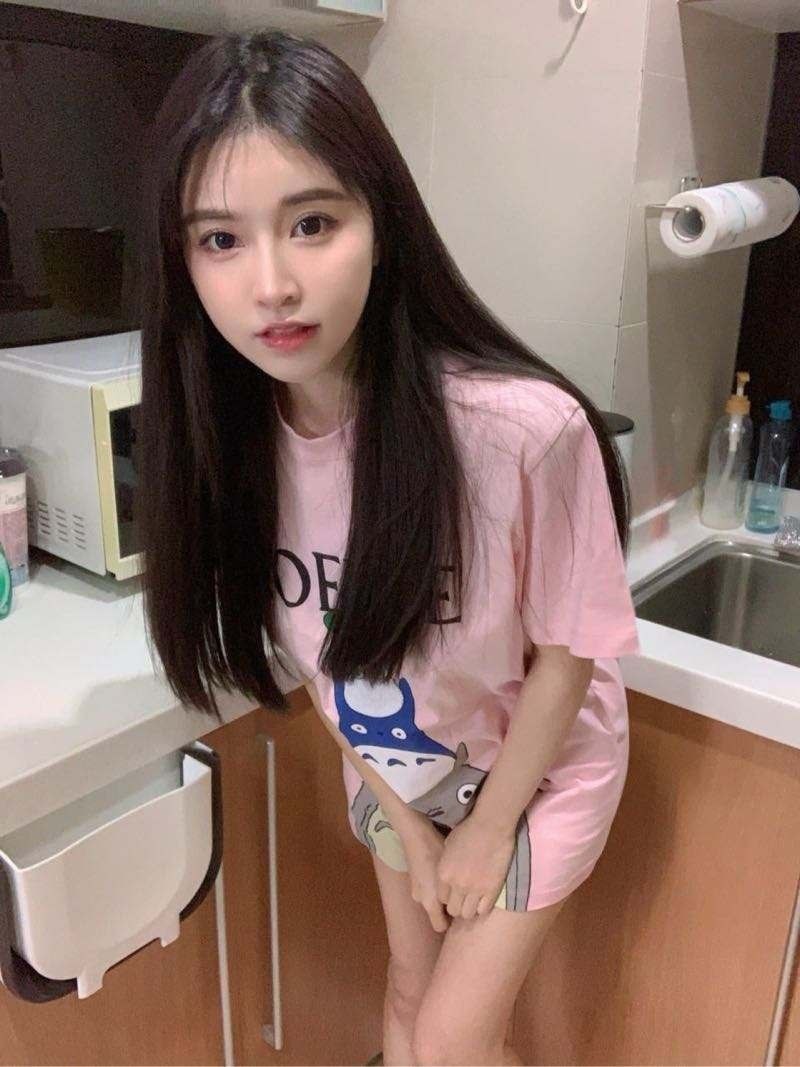 电影学院大二学生Melle