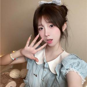 嗲嗲乖巧小猫咪依辰