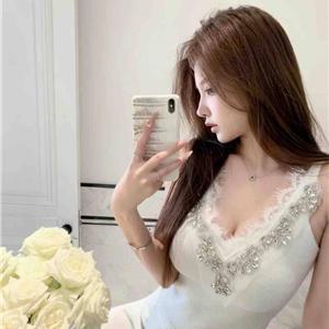 高挑少女怡雯