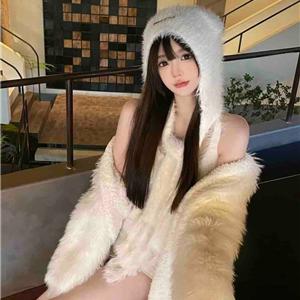 你的初恋女友Joelle