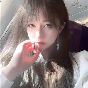 精致网红脸雅珊