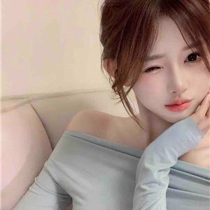清纯迷人童颜初蕊