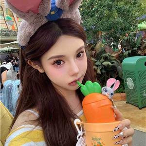 清新迷人少女Orla