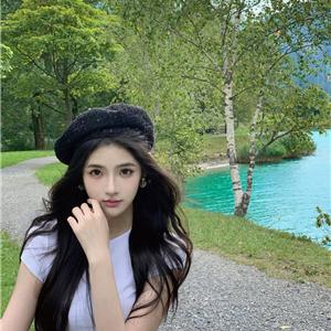 艺术系甜妹在读Yalyn