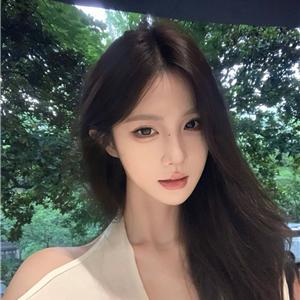 优雅气质女生小暖