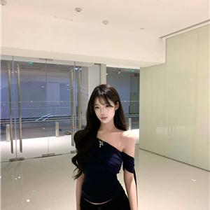 小骨架美女睿艾